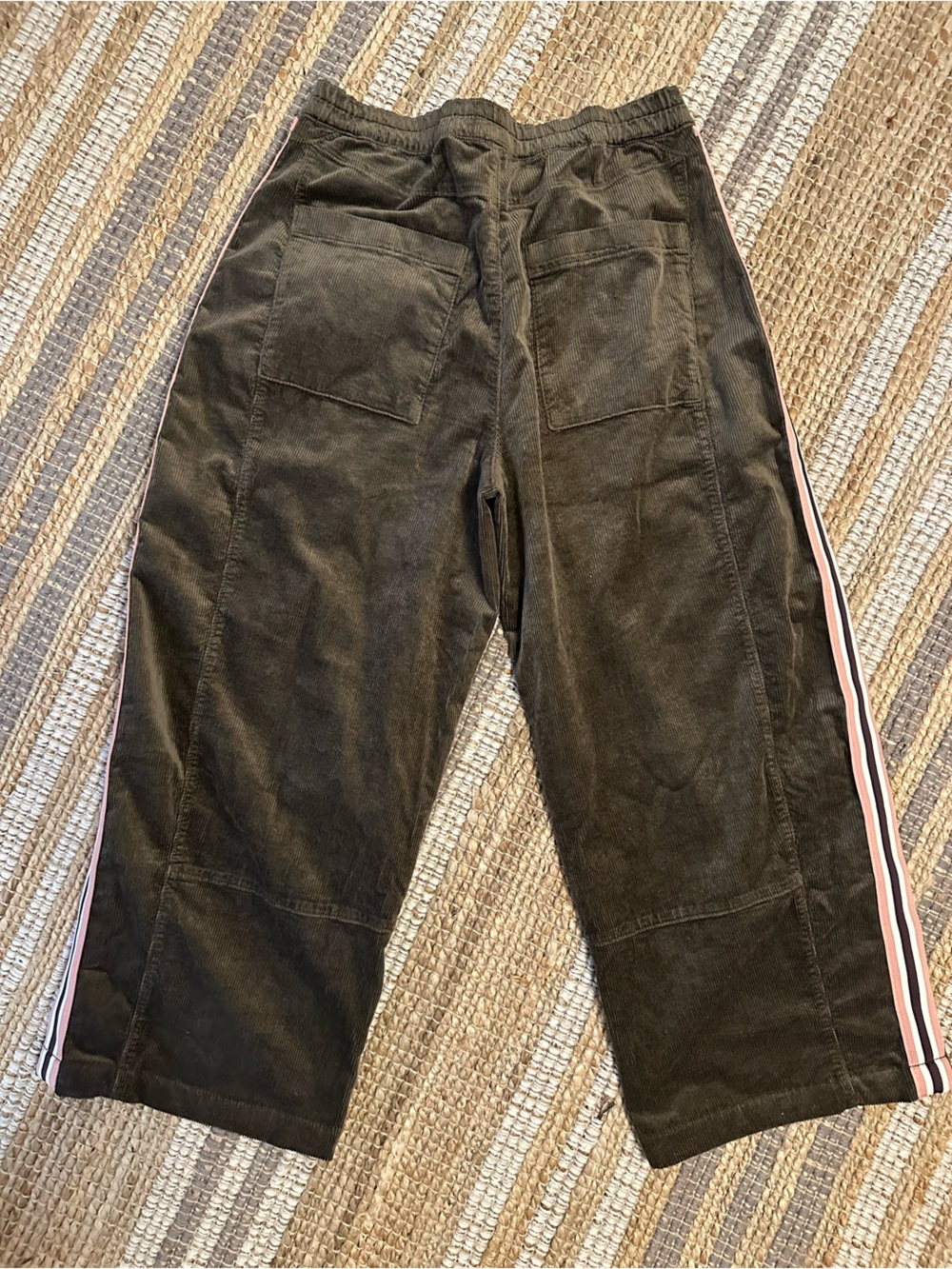 Anthropologie Pilcro Izzie Pull on barrel pants in corduroy with side stripes - Picture 5 of 7